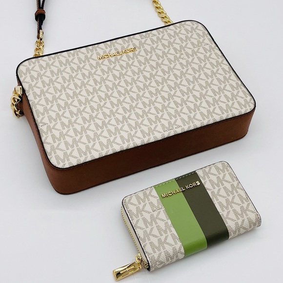 Michael Kors EW Crossbody Bag & ZA Card Case Wallet - Picture 5 of 11